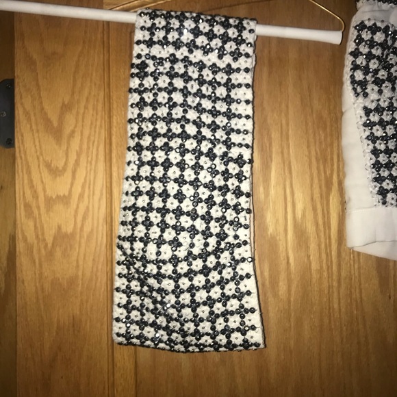 X by NBD embellished crop top (S)  and short (XS)  set - Picture 4 of 5